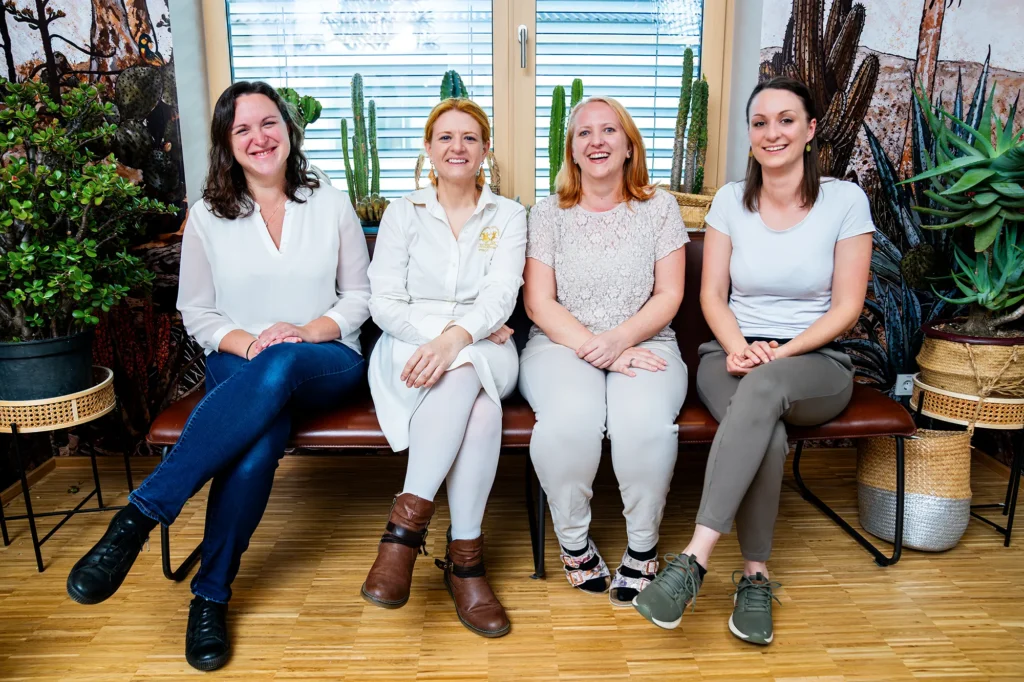 Gruppenfoto Team Praxis Dr. Lang